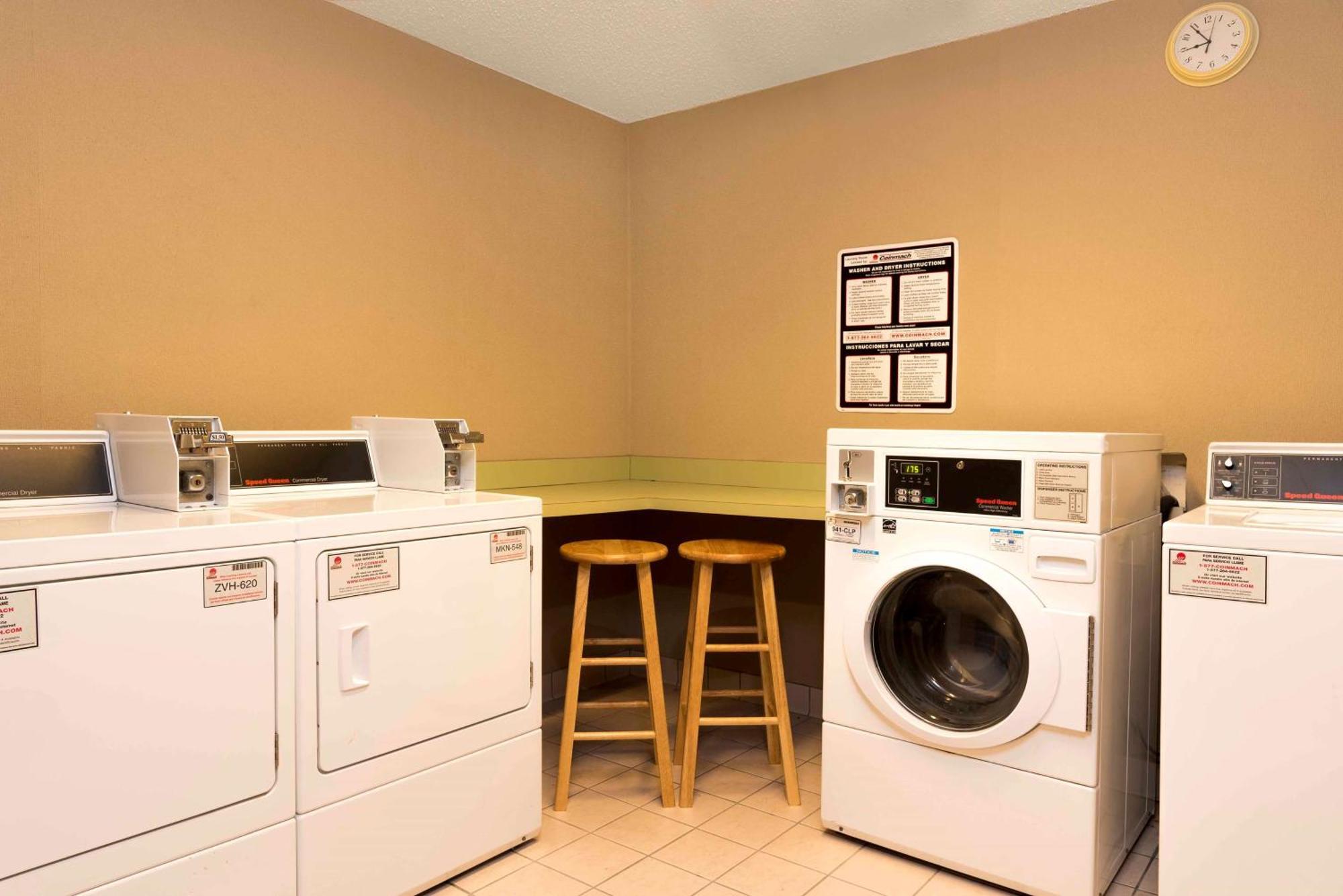 Homewood Suites By Hilton Indianapolis Airport / Plainfield Bagian luar foto