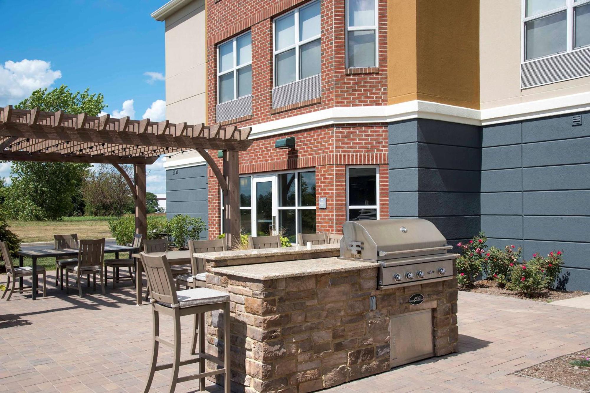 Homewood Suites By Hilton Indianapolis Airport / Plainfield Bagian luar foto