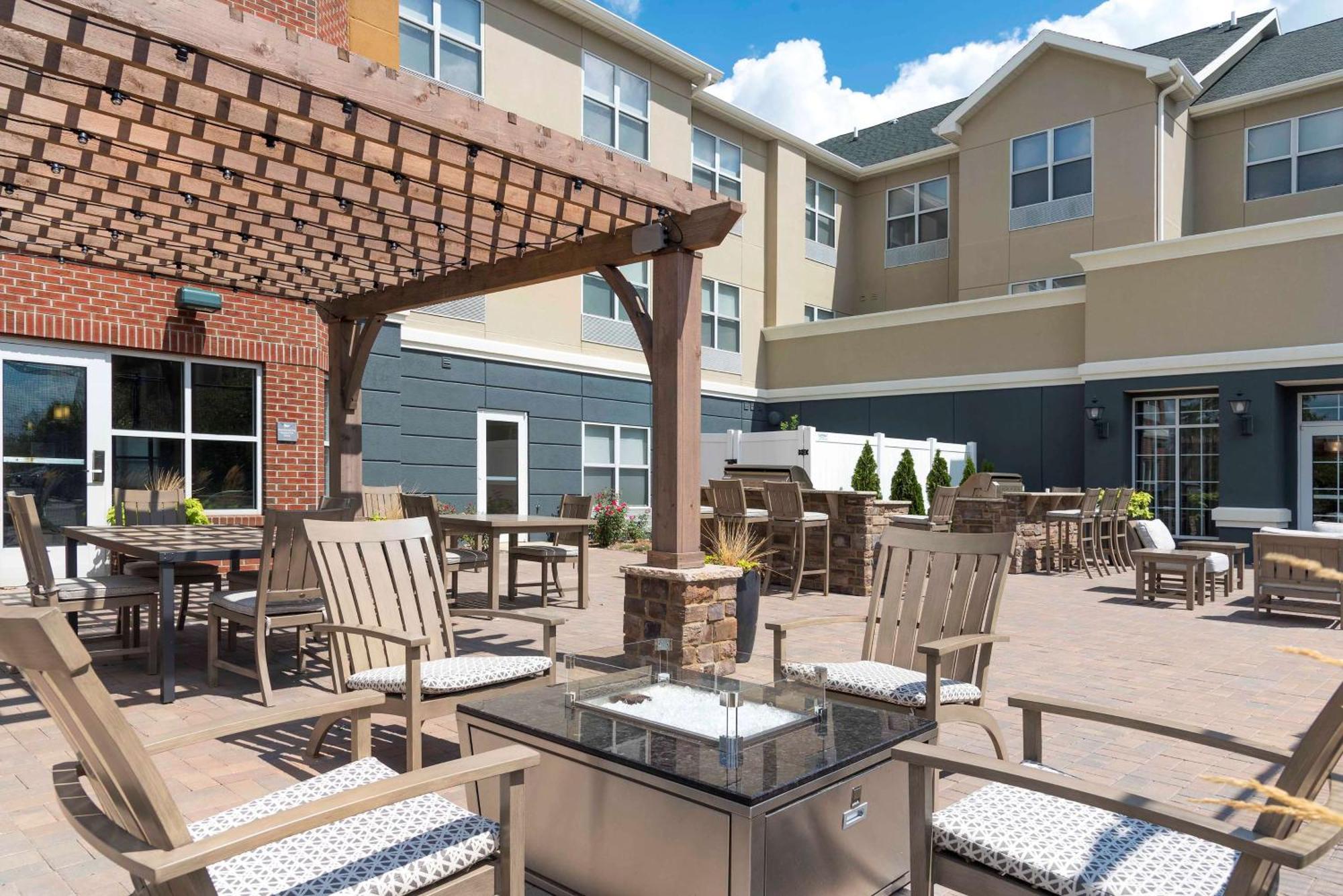 Homewood Suites By Hilton Indianapolis Airport / Plainfield Bagian luar foto